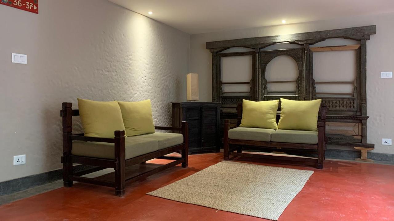 Hotel Thamel House - 6 Km From Boudhanath Stupa, Kathmandu Exterior photo